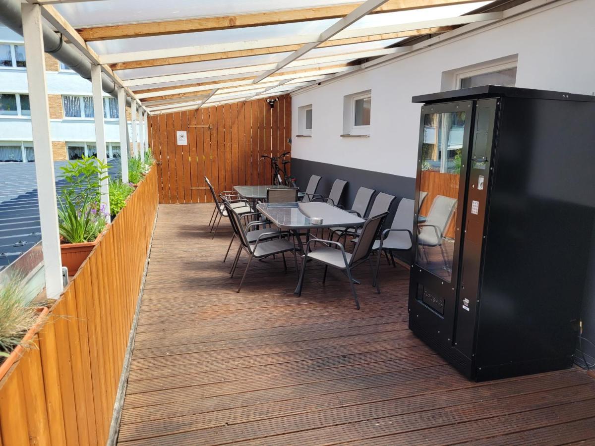 Guesthouse Wi Rooms Юліх Екстер'єр фото