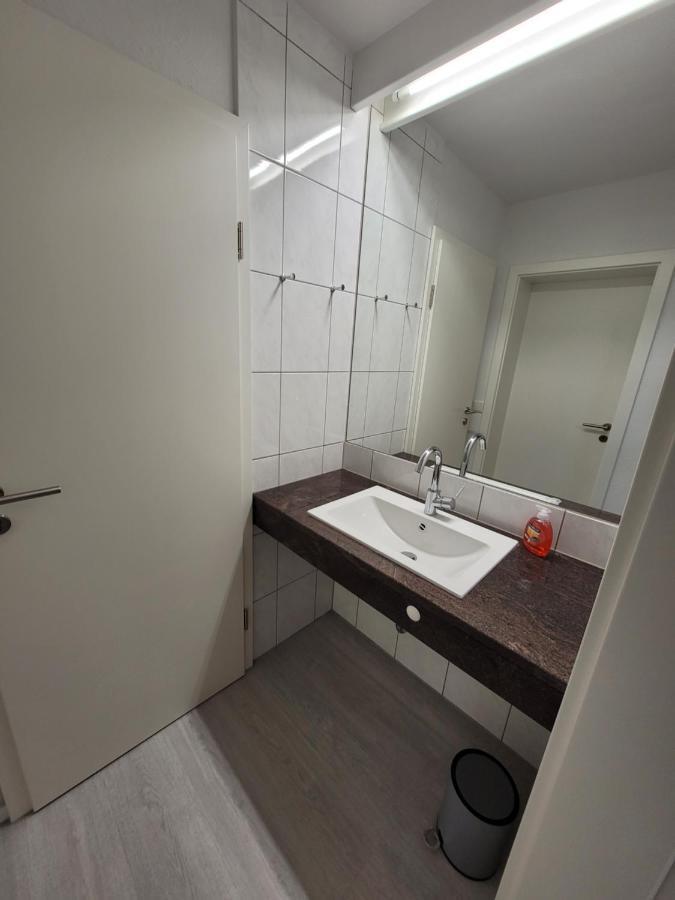 Guesthouse Wi Rooms Юліх Екстер'єр фото