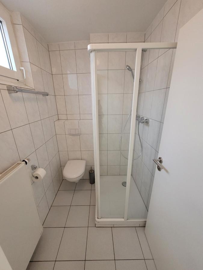 Guesthouse Wi Rooms Юліх Екстер'єр фото