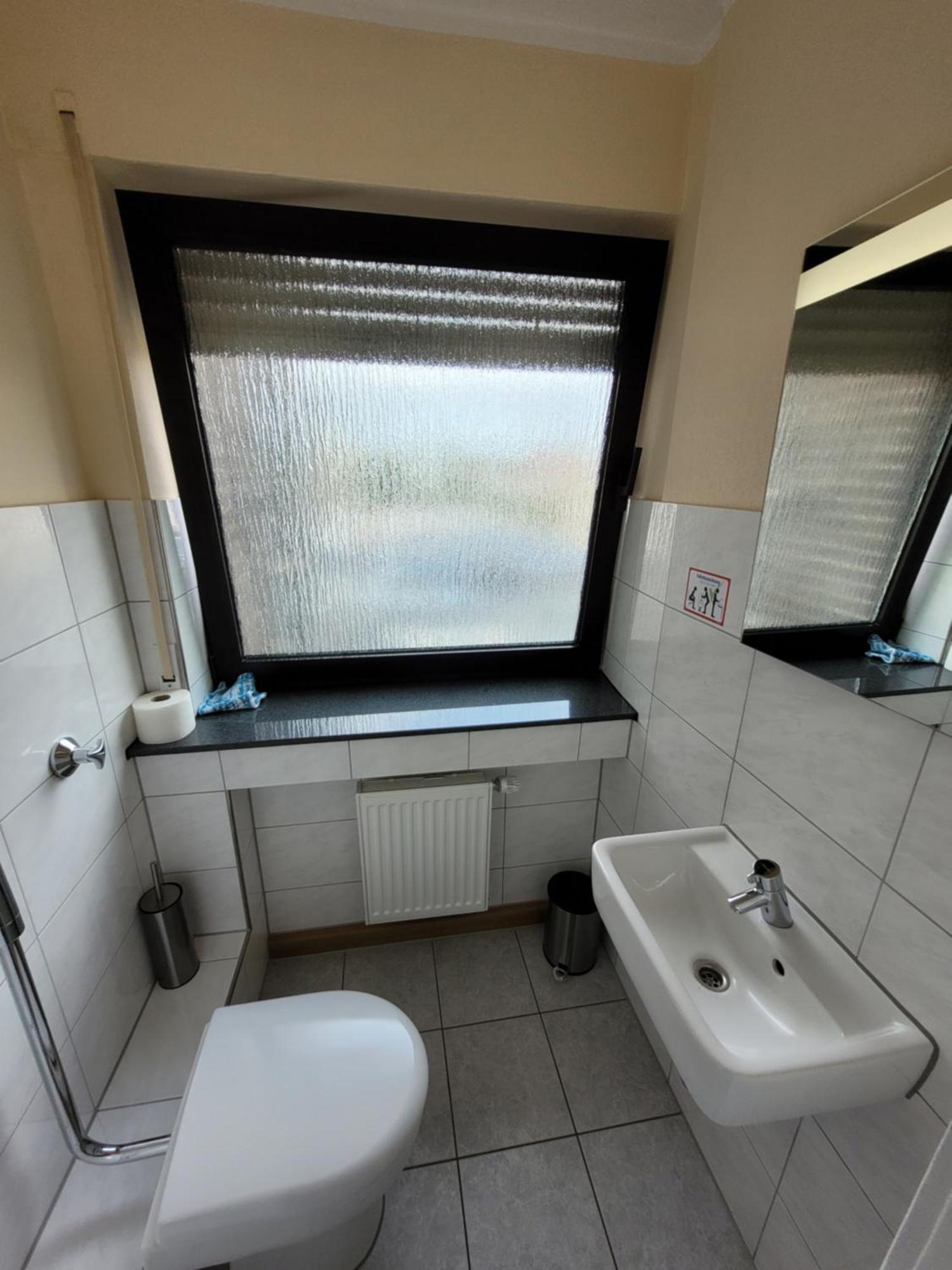 Guesthouse Wi Rooms Юліх Екстер'єр фото