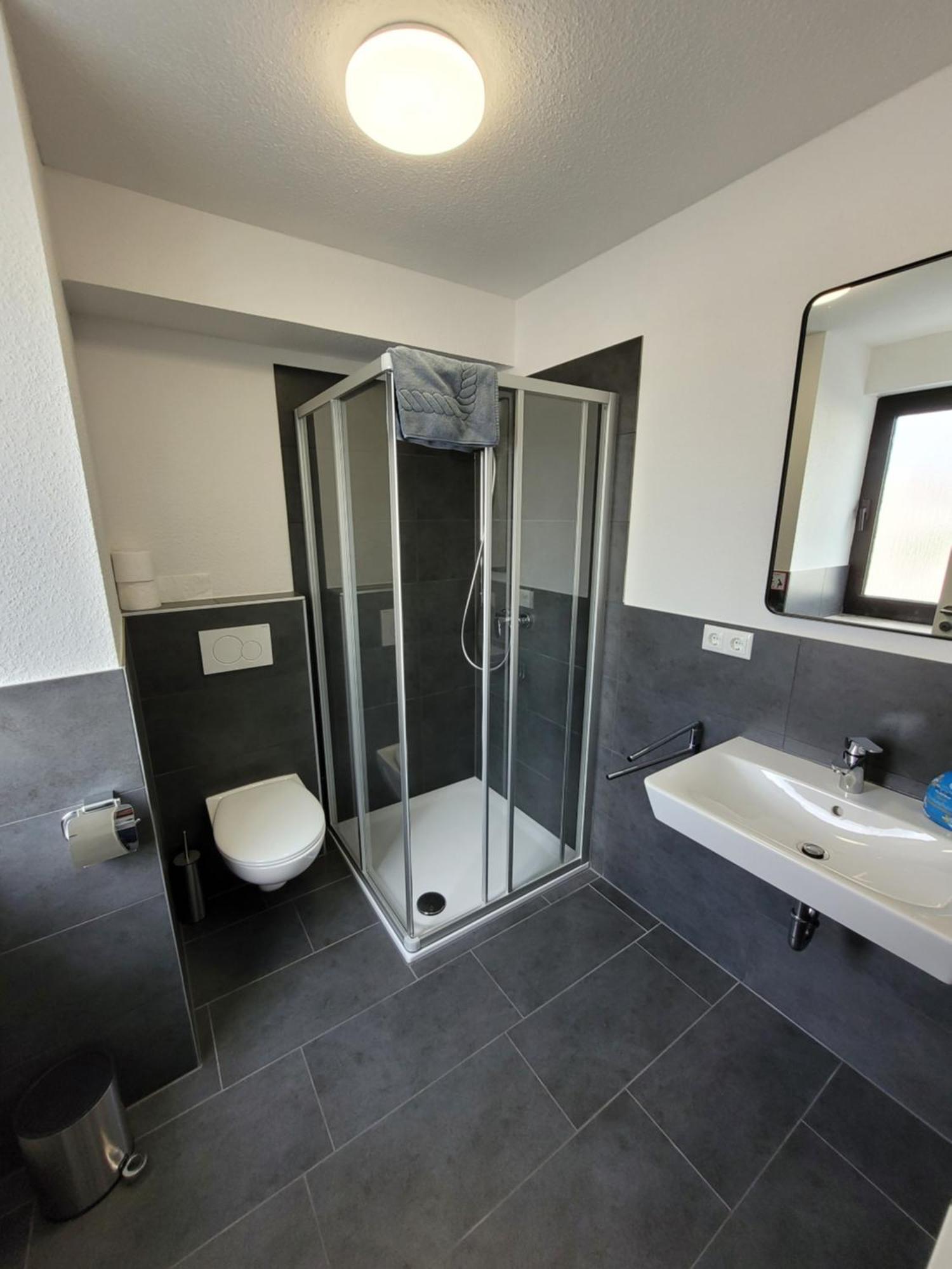 Guesthouse Wi Rooms Юліх Екстер'єр фото
