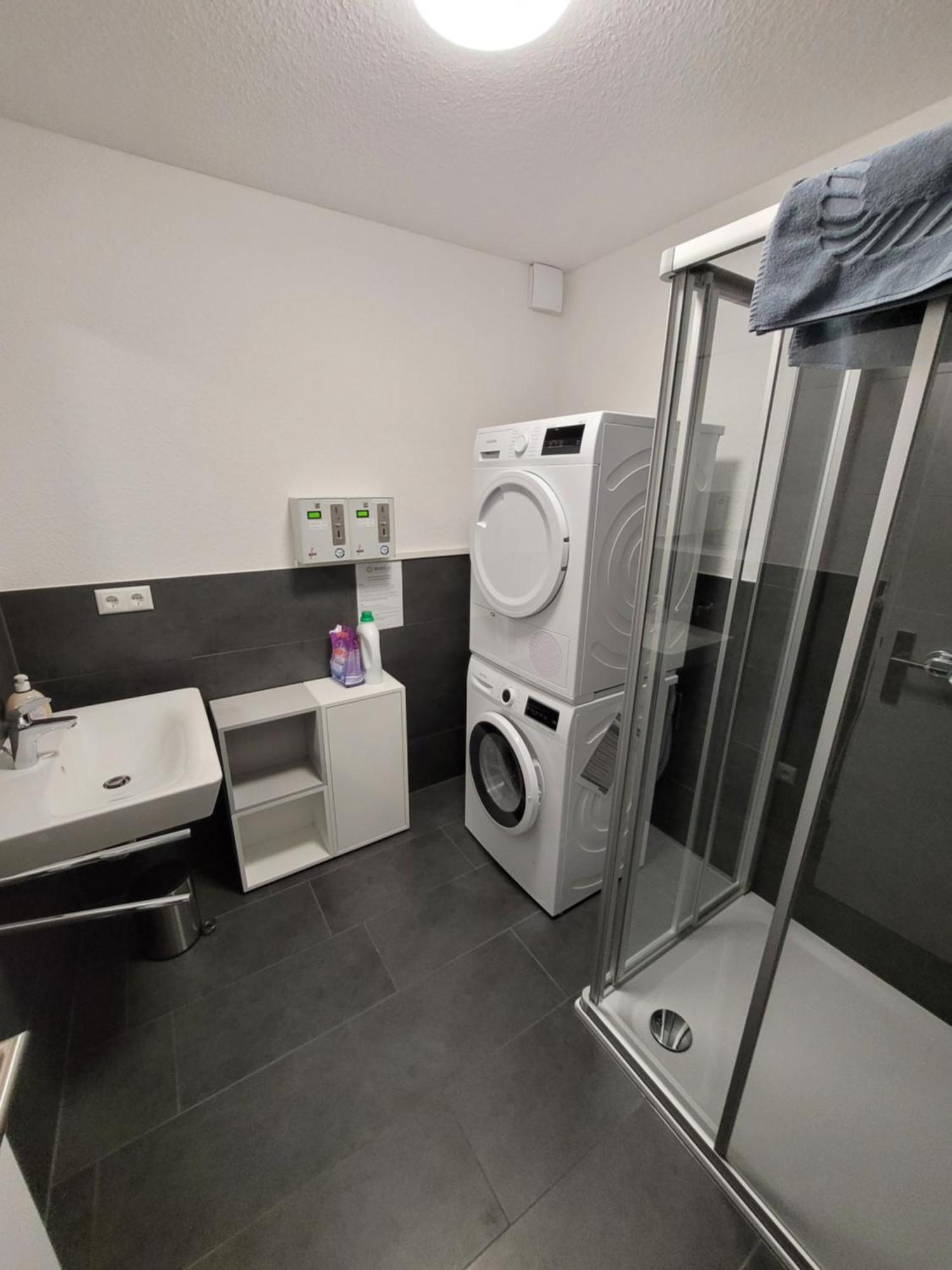 Guesthouse Wi Rooms Юліх Екстер'єр фото