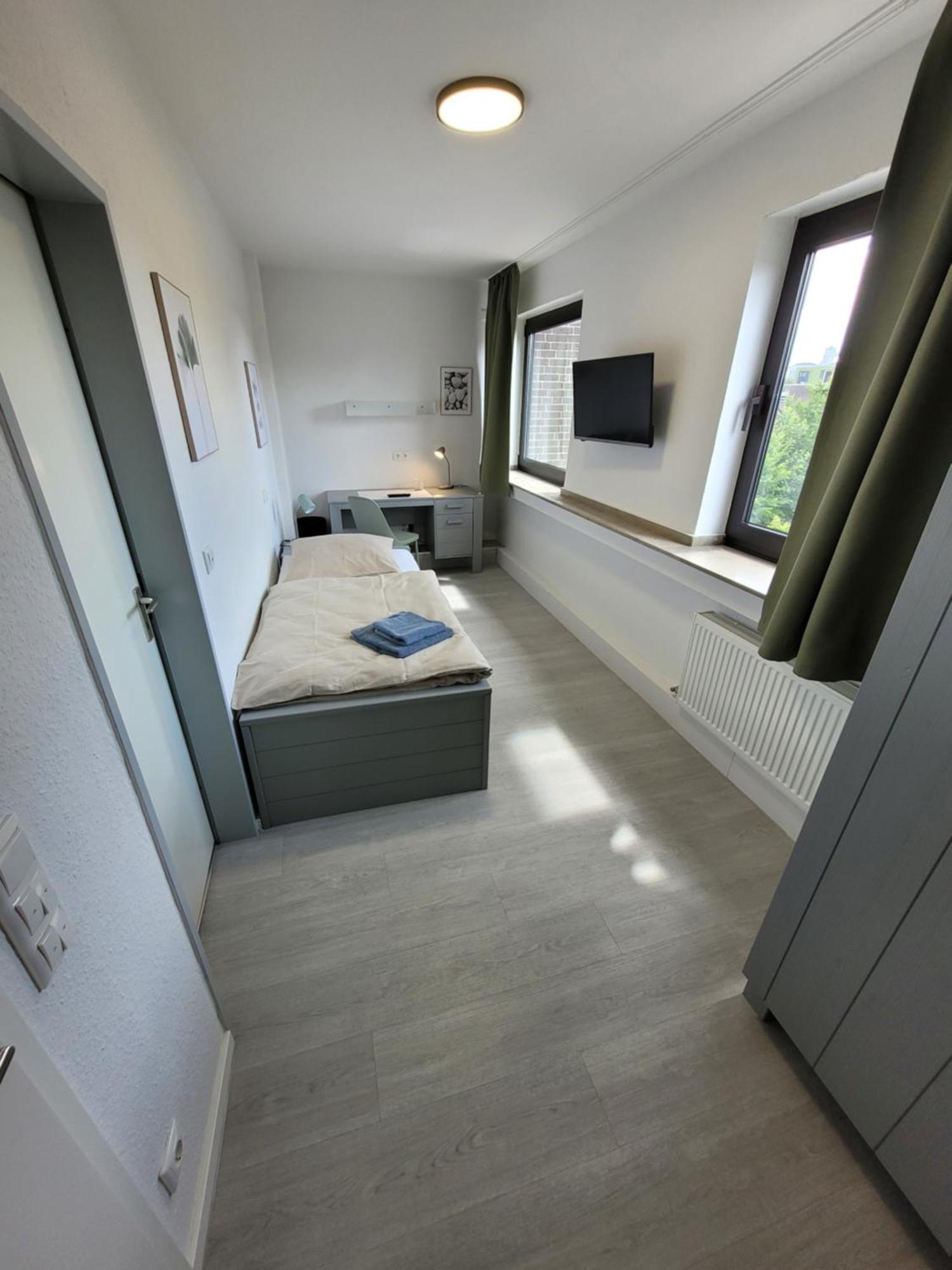 Guesthouse Wi Rooms Юліх Екстер'єр фото